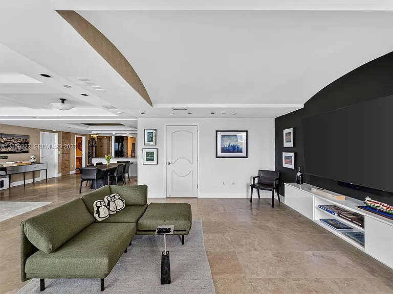 1455 Ocean Dr #704 — Photo 8