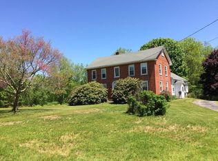 231 Woods Rd, Barre, MA 01005