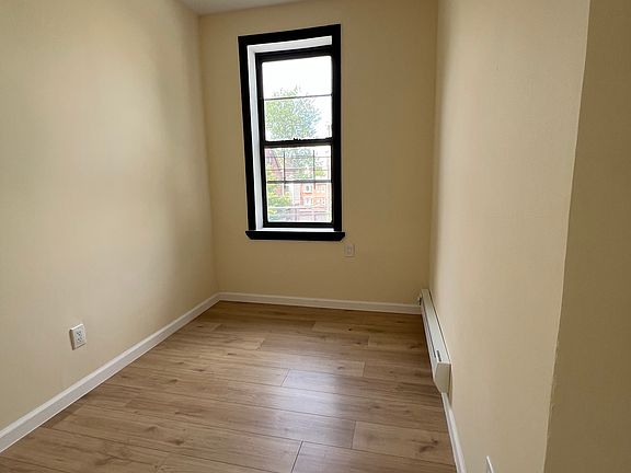 3rd image of 644 E 219th St APT 2F