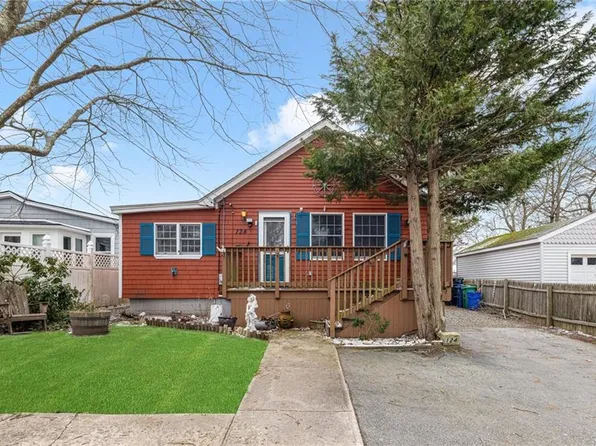 124 Northup St, Warwick, RI 02889