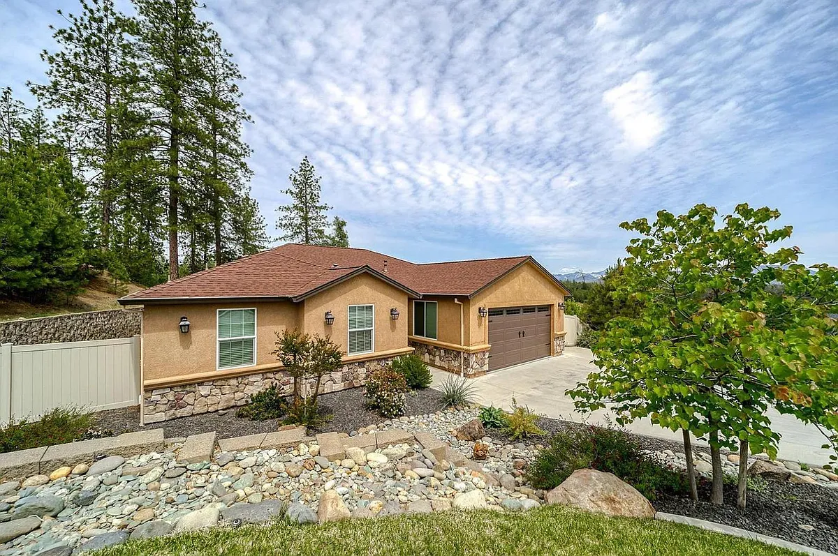 Building Photo - 4585 Risstay Way
