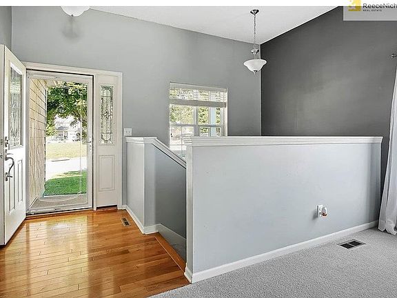 3rd image of 10950 Whispering Ln