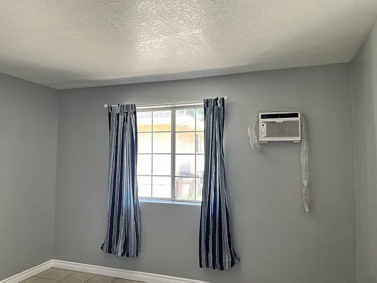 4219 La Rica Ave #4219 — Photo 3