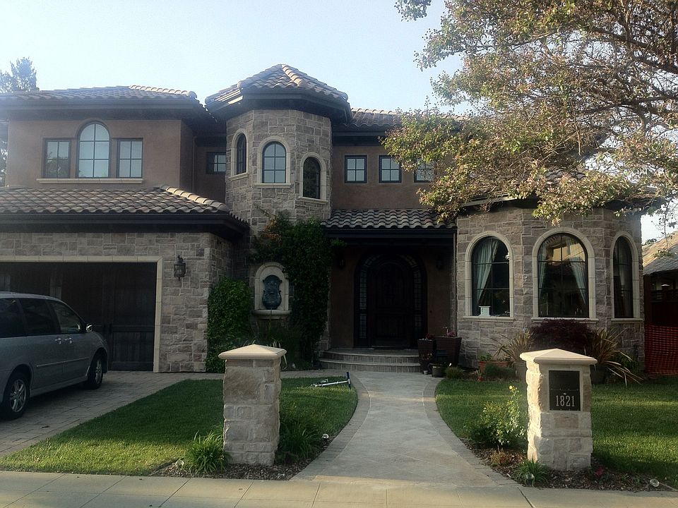 1st image of 1821 McBain Ave