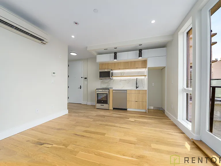 65 4th Ave #1003 — Photo 4