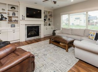 16610 Maple St, Clive, IA 50325