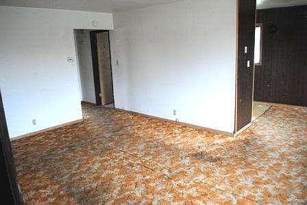 4th image of 9403 W Sheridan Ave