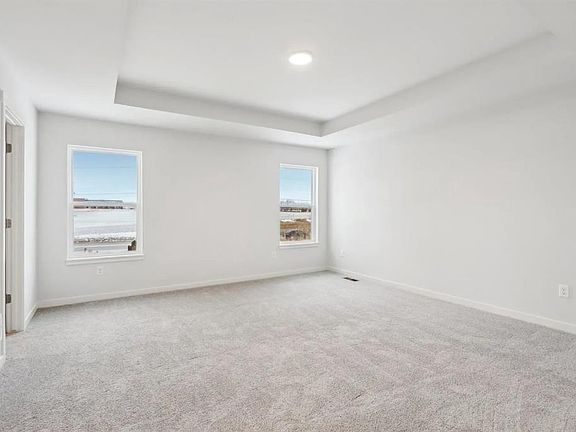 4th image of 574 Buss Road