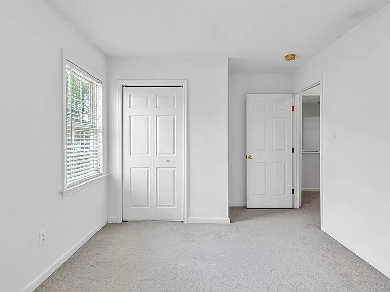 305 Foster Creek Rd — Photo 7