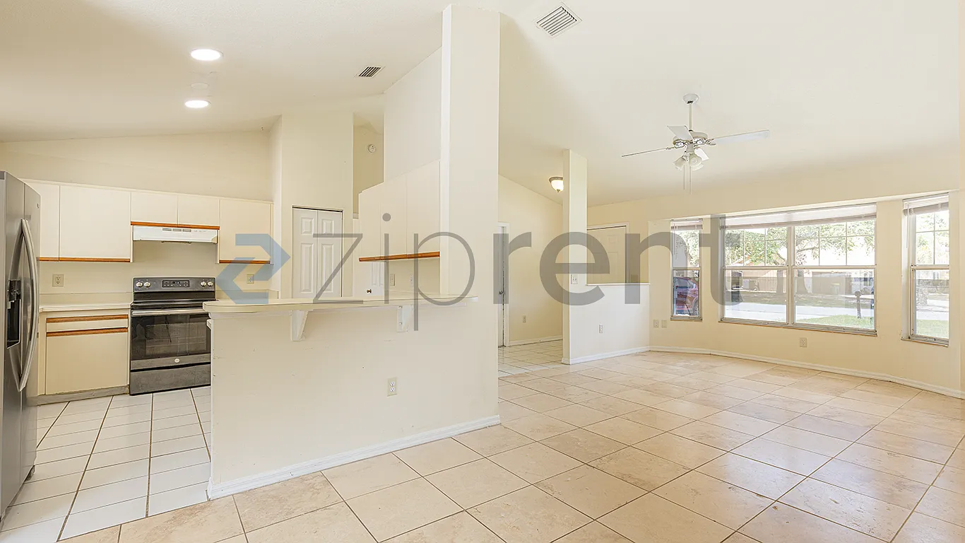 Port St John Unit 2 — Photo 1