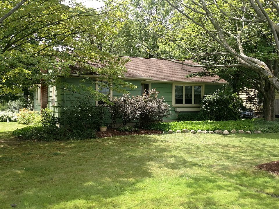 Front view from road