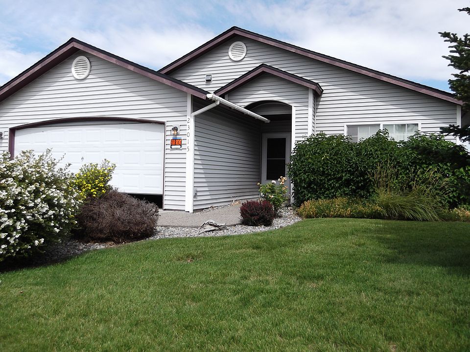 1st image of 23015 E Oldenburg Ln