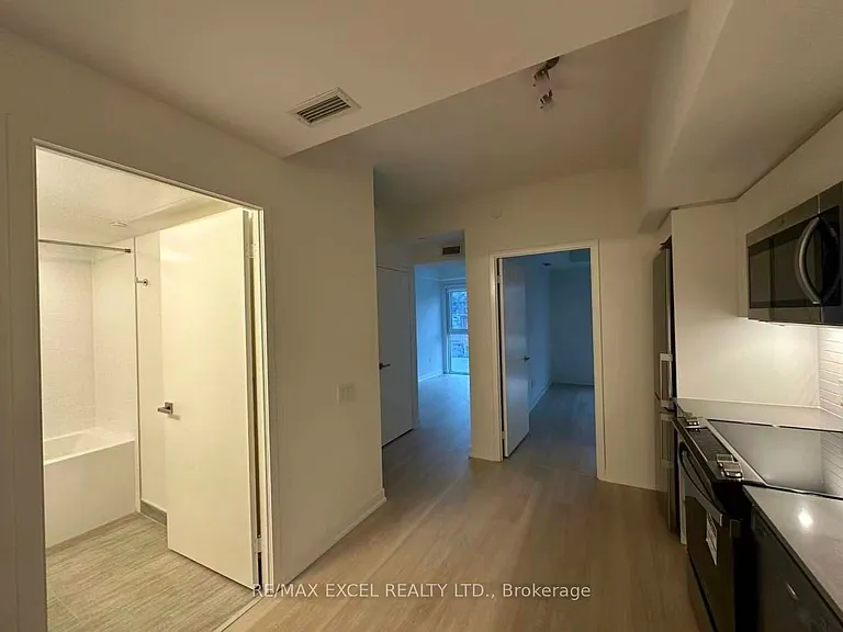 500 Wilson Ave #109 — Photo 10