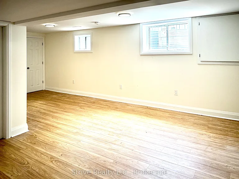 447 Harcourt Dr — Photo 8