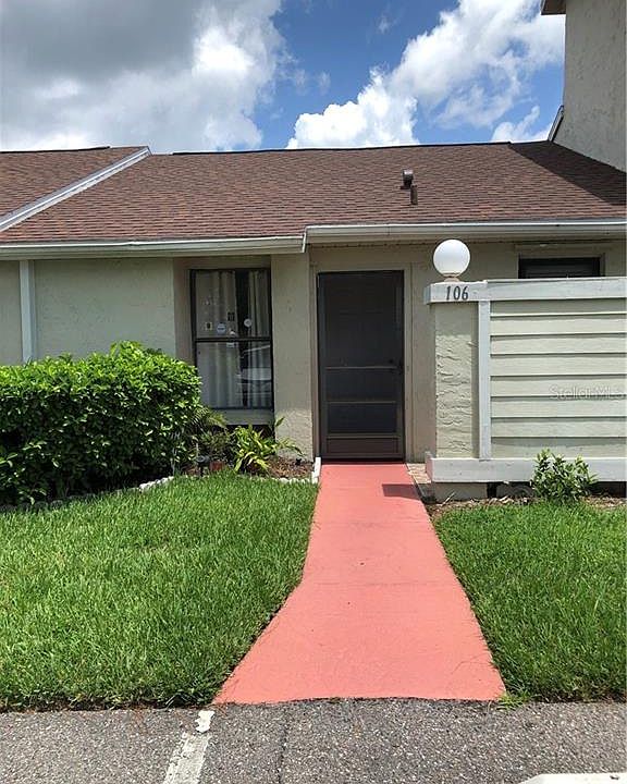 1st image of 106 Pine Island Cir