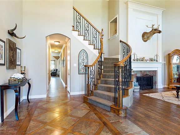 5th image of 110 Eagles Peak Ln