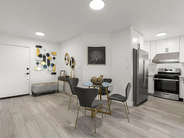 Darby Apartments — Photo 4
