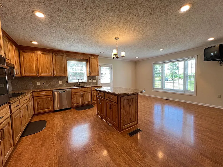 2156 Browns Creek Rd — Photo 12