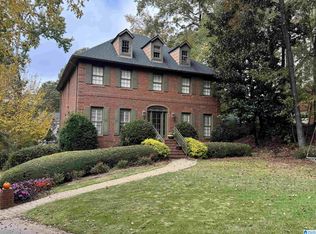 2547 Aspen Cove Dr, Vestavia, AL 35243