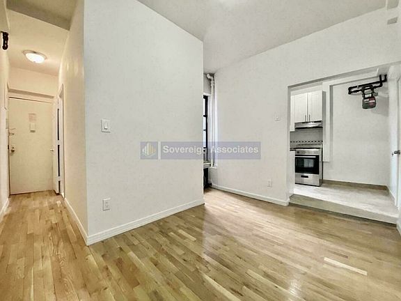 2nd image of 1270 1st Ave #50B
