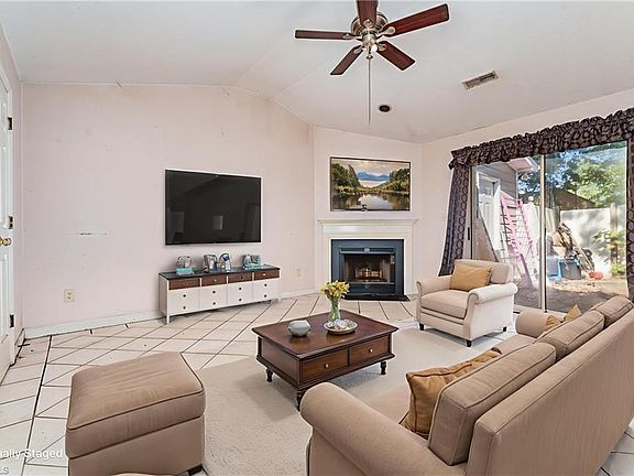 5th image of 207 N Rotary Dr Unit A