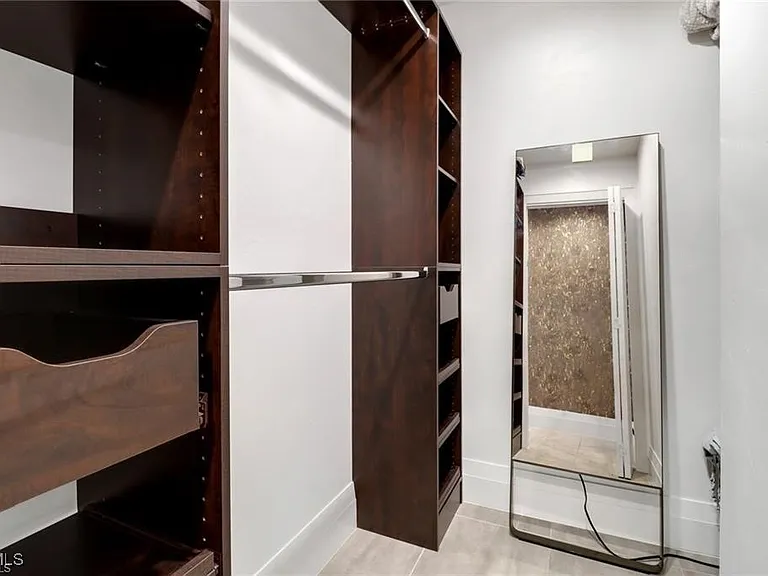 27052 Kindlewood Ln — Photo 18