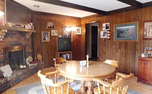 4th image of 23990 Tonganoxie Dr