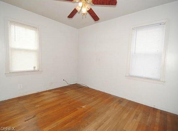 5th image of 12009 Kensington Ave