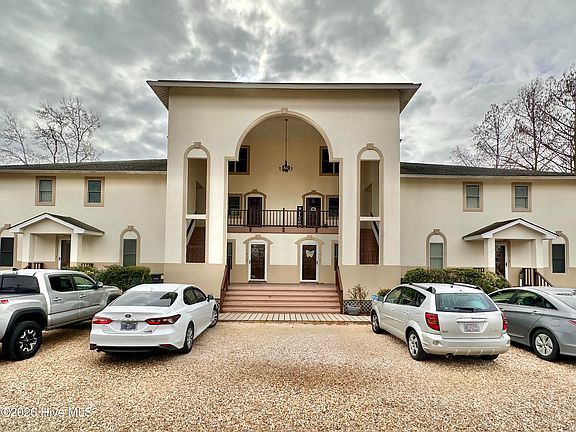 3rd image of 7 Gardner Point Drive #7