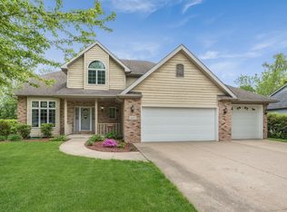 402 Johnson St, Yorkville, IL 60560