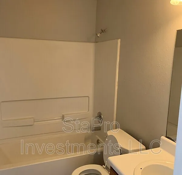 110 Village Pl — Photo 11