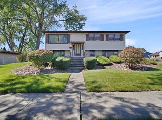 16010 Olcott Ave, Tinley Park, IL 60477
