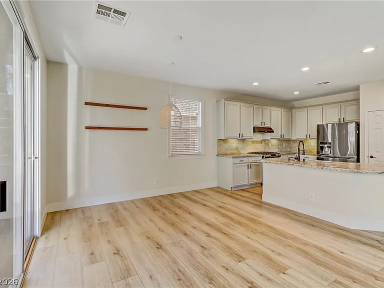 11223 Tribiani Ave — Photo 9