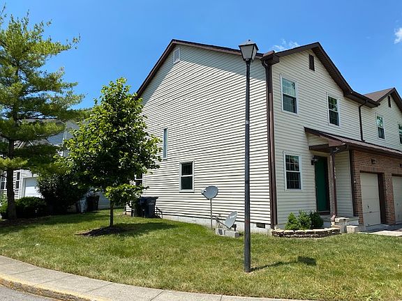 3rd image of 4819 Lady Jane Ave