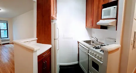 Rented by Manhattan Connection