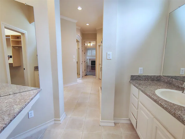 5606 Grandwood Ln — Photo 33