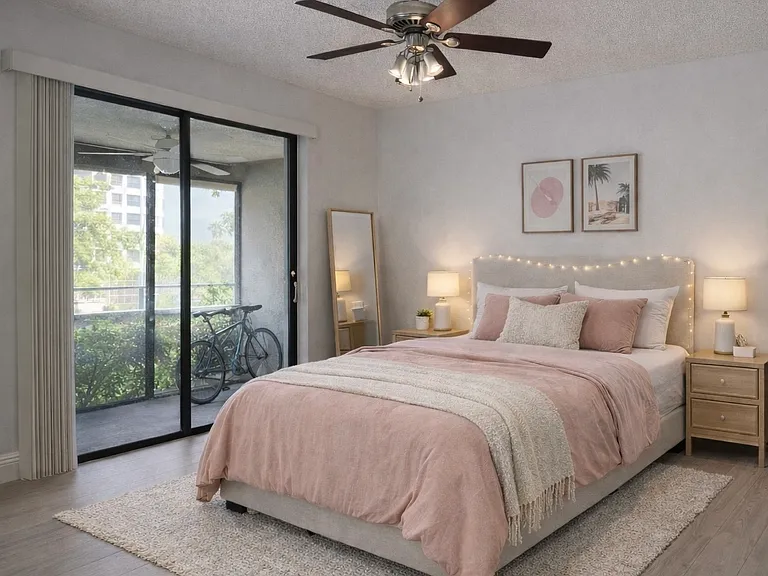 2311 S Cypress Bend Dr — Photo 14