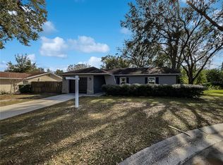 423 Mondra Ct, Lakeland, FL 33809