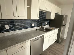 5 Main St #4, Foxboro, MA 02035