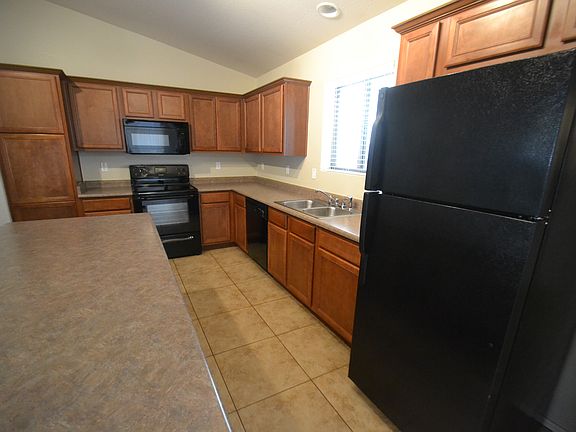 4th image of 8027 S 73rd Dr
