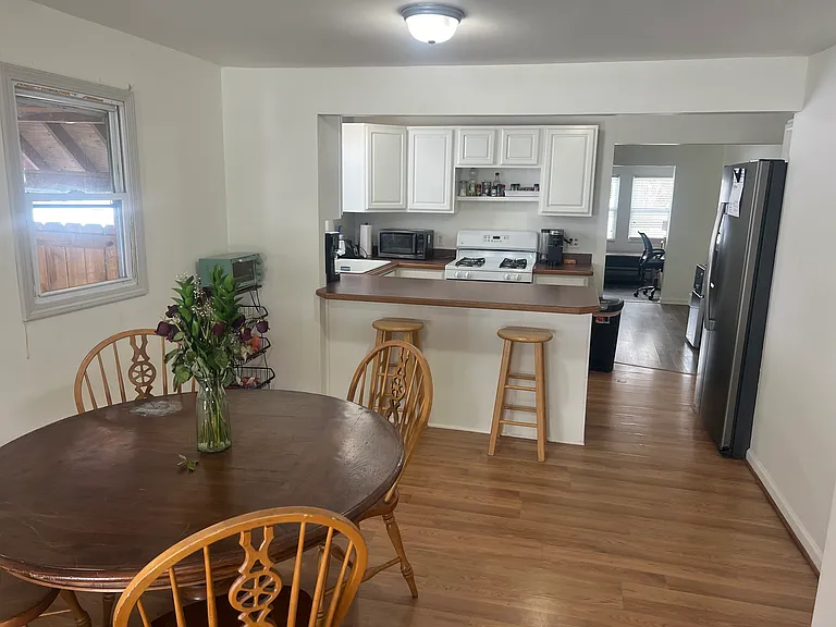 2838 Hartline Dr — Photo 14