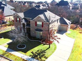 2308 Creek Crossing Dr, Corinth, TX 76210