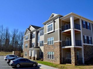 140 Stonegate Ter APT 302, Zion Crossroads, VA 22942