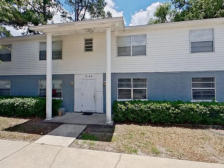 8344 Homeport Ct Quad — Photo 2