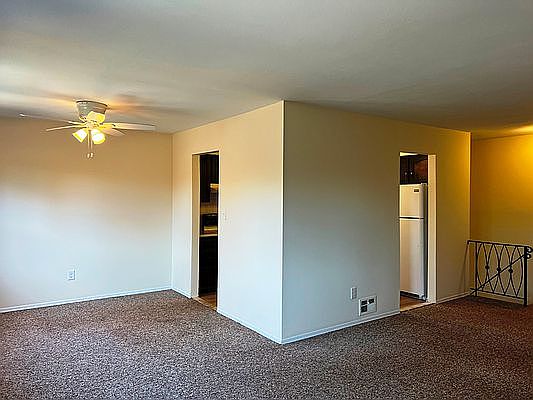 4th image of 15-24 208th St Floor 2