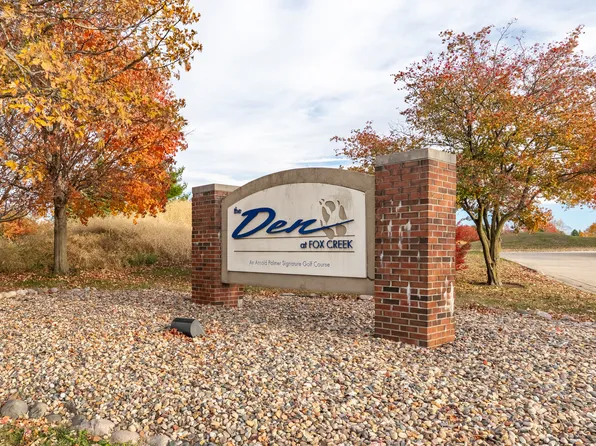 3311 Carrington Ln, Bloomington, IL 61705