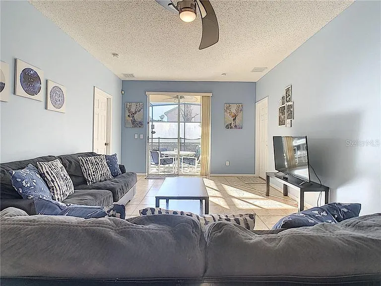 256 Sigmund Loop — Photo 7