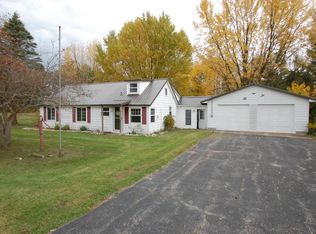 2305 Henderson Lake Rd, Prescott, MI 48756