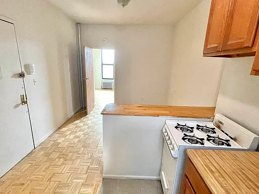 Rented by Compass | media 6