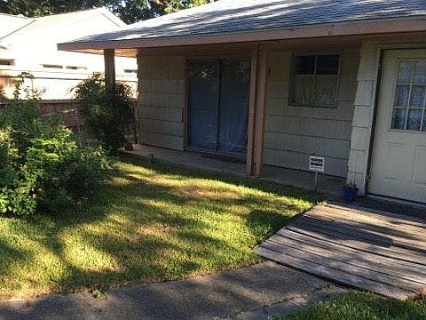 3rd image of 4717 Kingfisher Dr